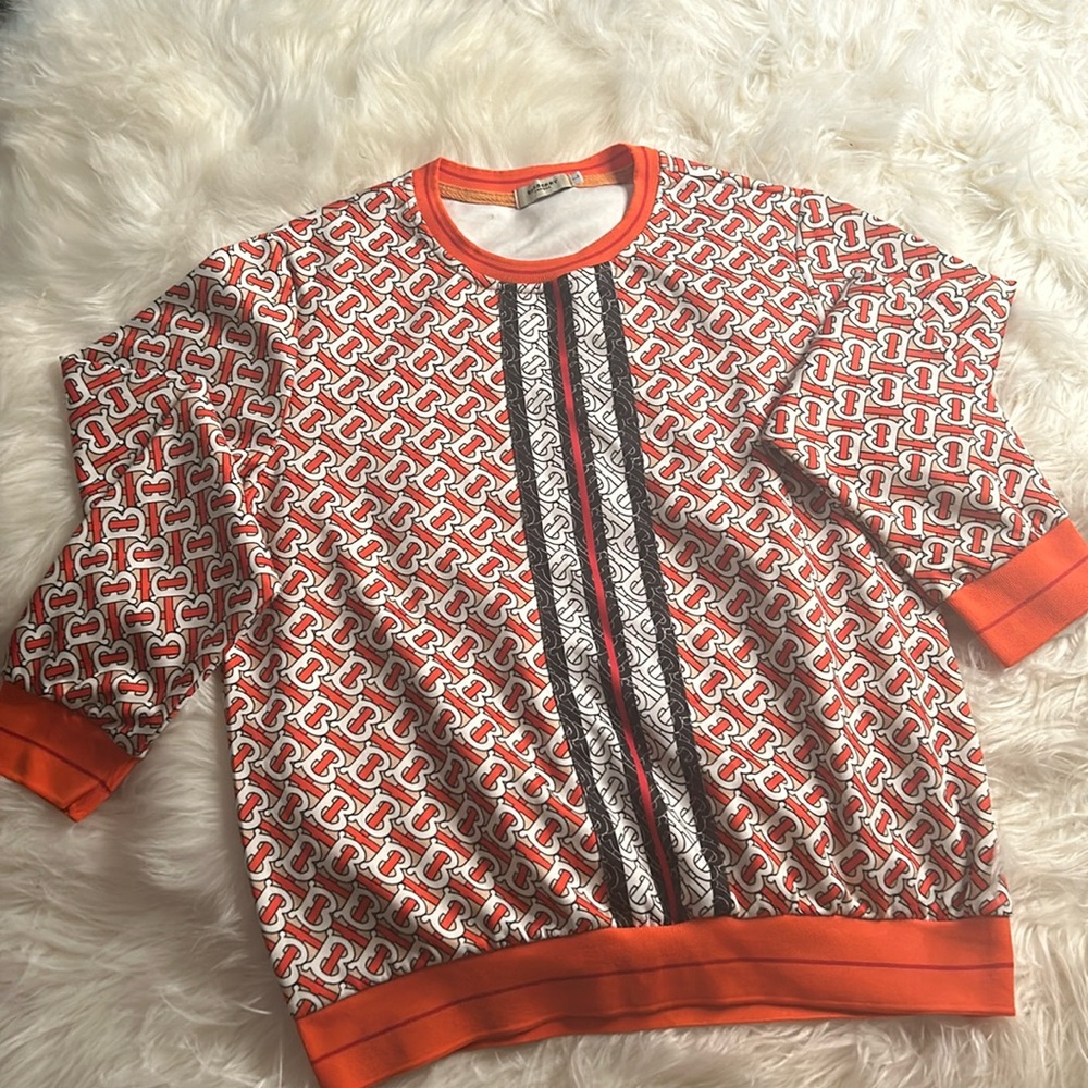 Light weight Burberry Women's Sweatshirt